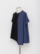 Load image into Gallery viewer, 3255223A Different material switching big silhouette cool touch T-shirt