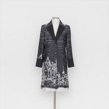 Load image into Gallery viewer, 街並みモチーフ プリントコート5252053D