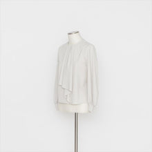 画像をギャラリービューアに読み込む, ボウタイ風 プルオーバー5252211A