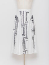 画像をギャラリービューアに読み込む, 5255235E オリジナル刺繍 フレアスカート