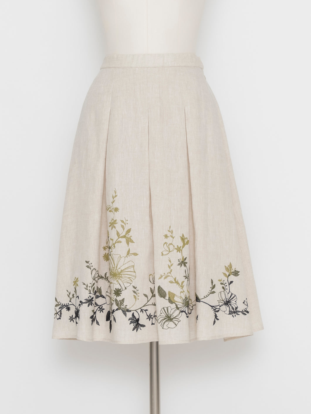フローラル刺繍 麻ショートスカート5236250E