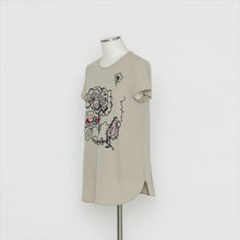 Load image into Gallery viewer, フォレスト刺繍ロングTシャツ5246216A
