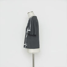 Load image into Gallery viewer, 手書き風プリントTシャツ5246230A
